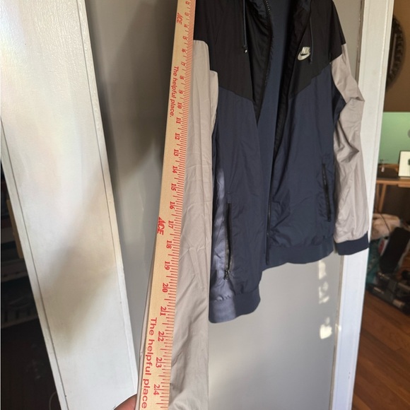 Vintage & Rare - Nike Men's Black and Gray Jacket - Picture 7 of 10